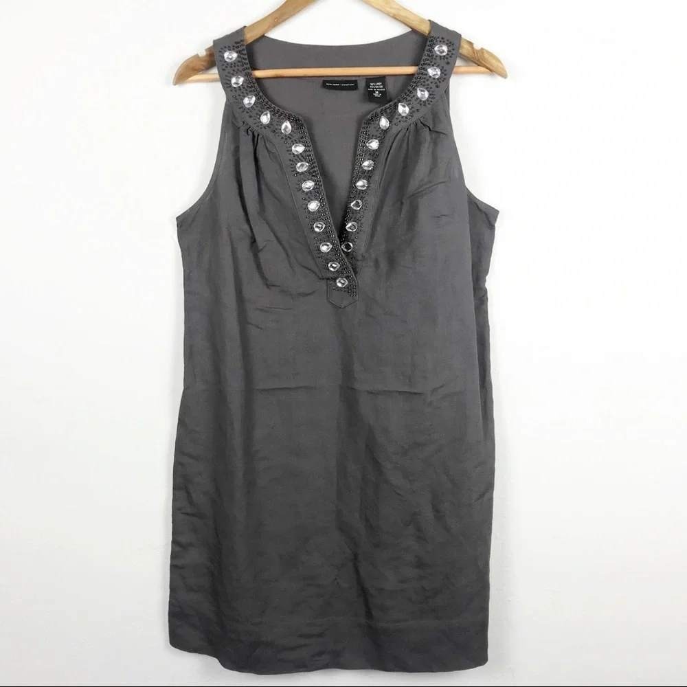 New York & Company Gray Linen Blend Embellished V-Neck Shift Dress Womens Medium